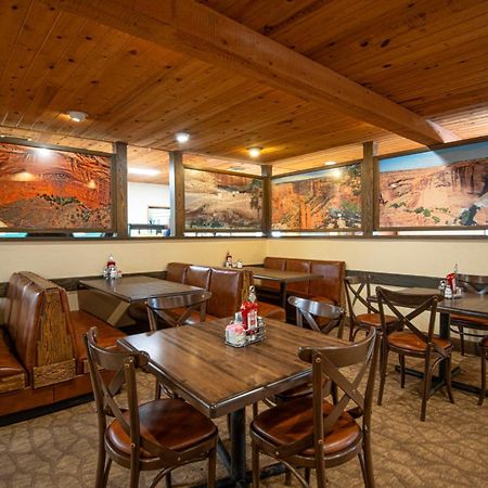 צ'ינלה Thunderbird Lodge מראה חיצוני תמונה