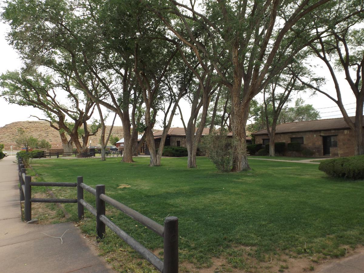 צ'ינלה Thunderbird Lodge מראה חיצוני תמונה