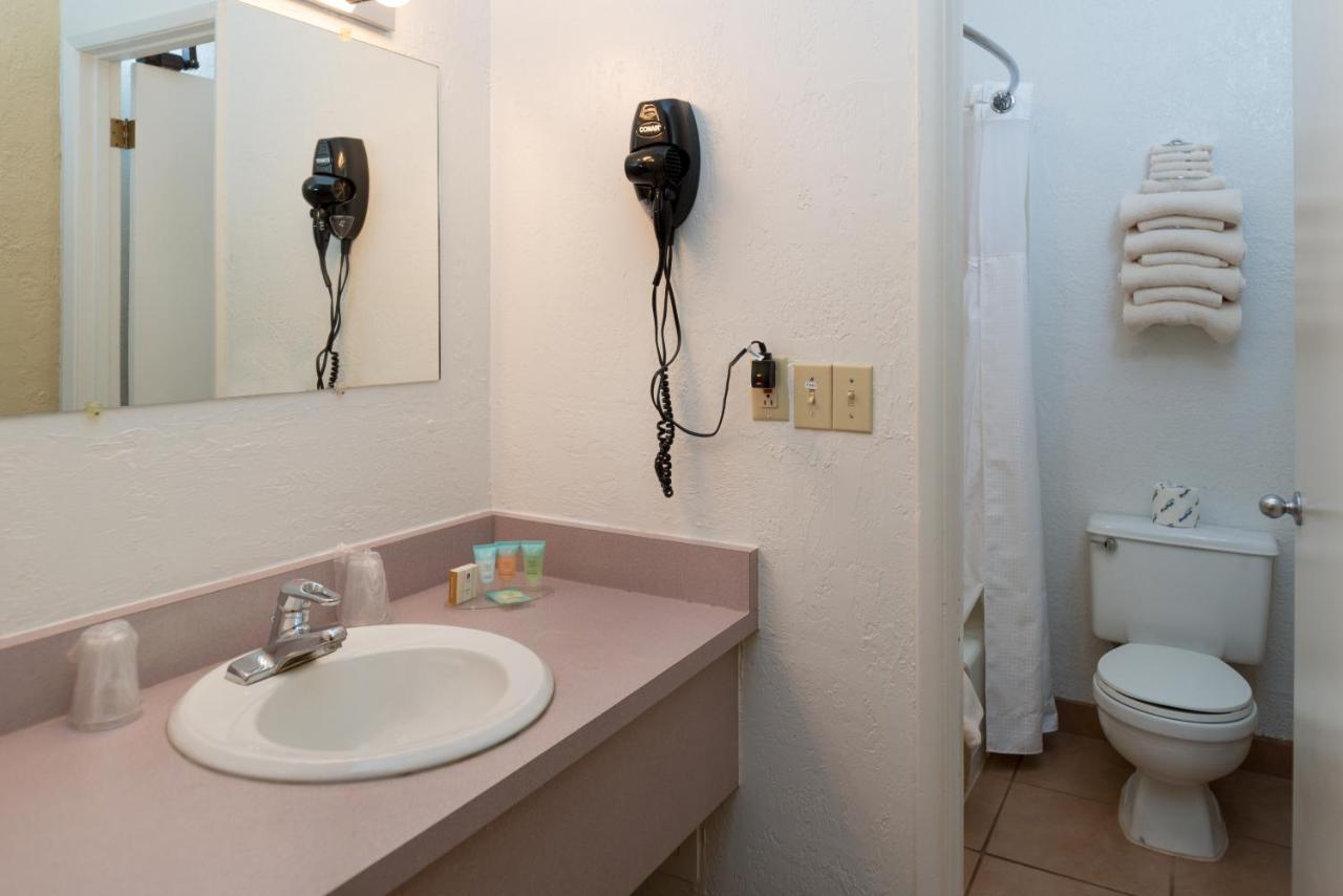 צ'ינלה Thunderbird Lodge מראה חיצוני תמונה